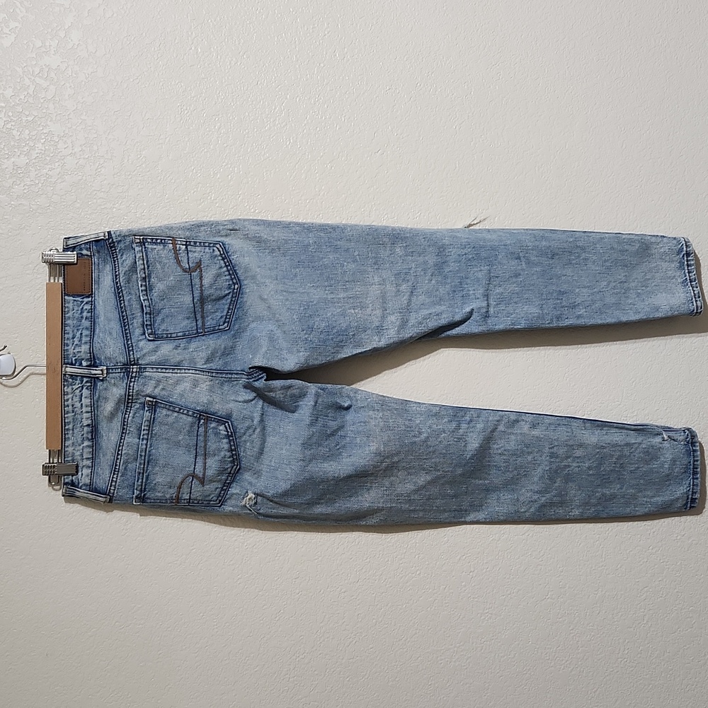 American Eagle Tomgirl High Rise Distressed Jeans Denim Pants Button Fly 2R - Picture 9 of 10